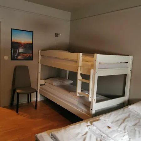 Austbo Hotell 2*