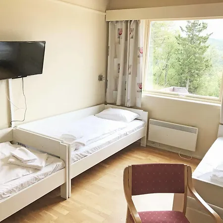Austbo Hotell 2*